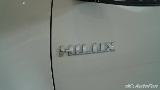 2021 Toyota Hilux Revo Double Cab Z Edition ภายนอก 012