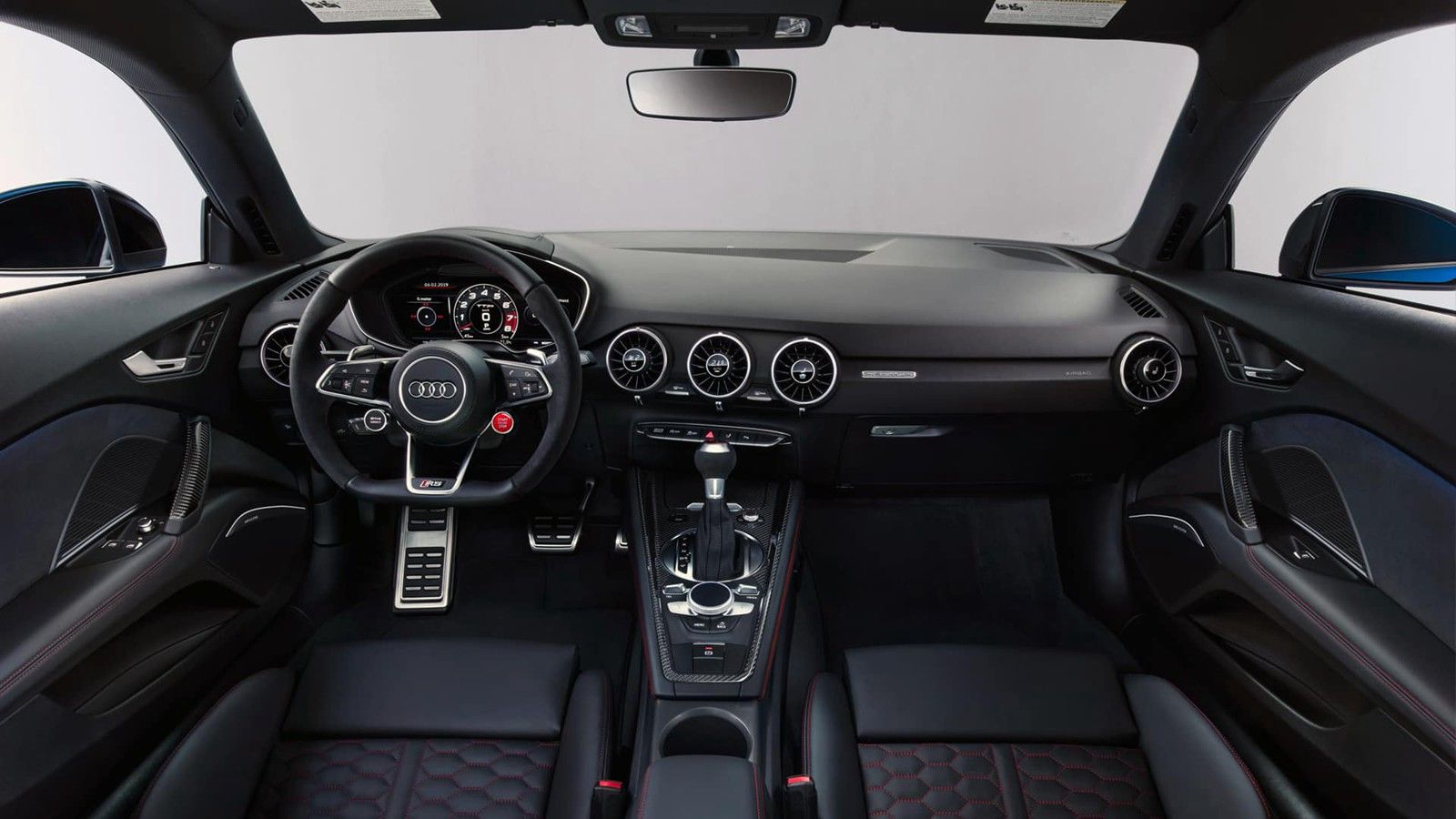 Audi TT RS Coupe Quattro 2020 ภายใน 001