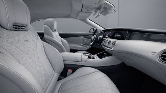 Mercedes-Benz S-Class Cabriolet 2020 ภายใน 004