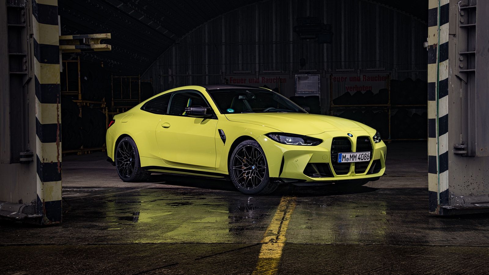 2021 BMW M4 Competition Coupe ภายนอก 004