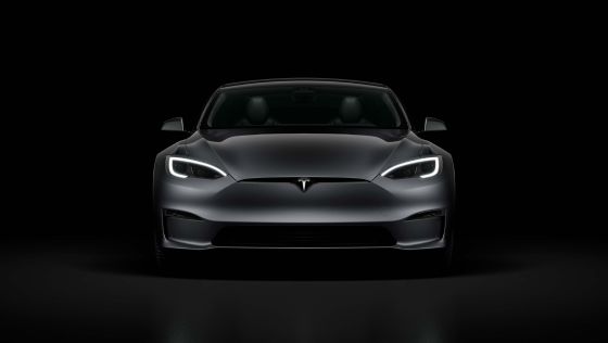 Tesla Model S Plaid 2023 ภายนอก 004