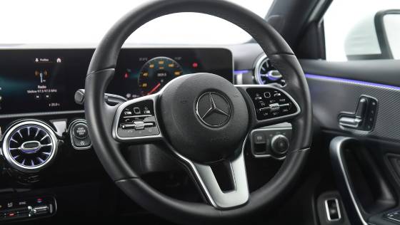 2021 Mercedes-Benz A-Class A 200 Progressive ภายใน 009