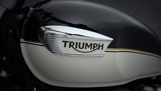 Triumph Bonneville Speedmaster 2021 ภายนอก 001