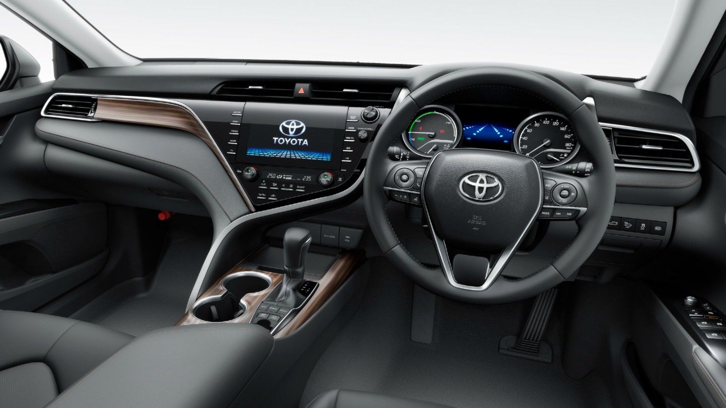 Toyota Camry 2020 ภายใน 001