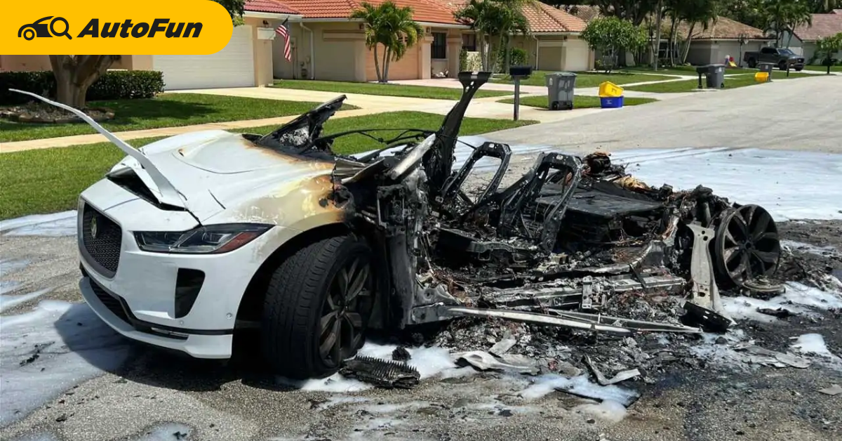 2019 Jaguar I-Pace ในฟลอริด้า ไฟเกิดลุกไหม้ขณะชาร์จจนหายไปครึ่งคัน 01