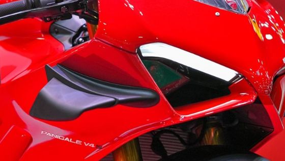 Ducati Panigale V4S 2020 ภายนอก 011