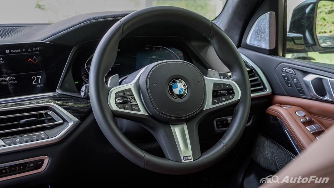 2023 BMW X7 xDrive 40d M Sport ภายใน 002