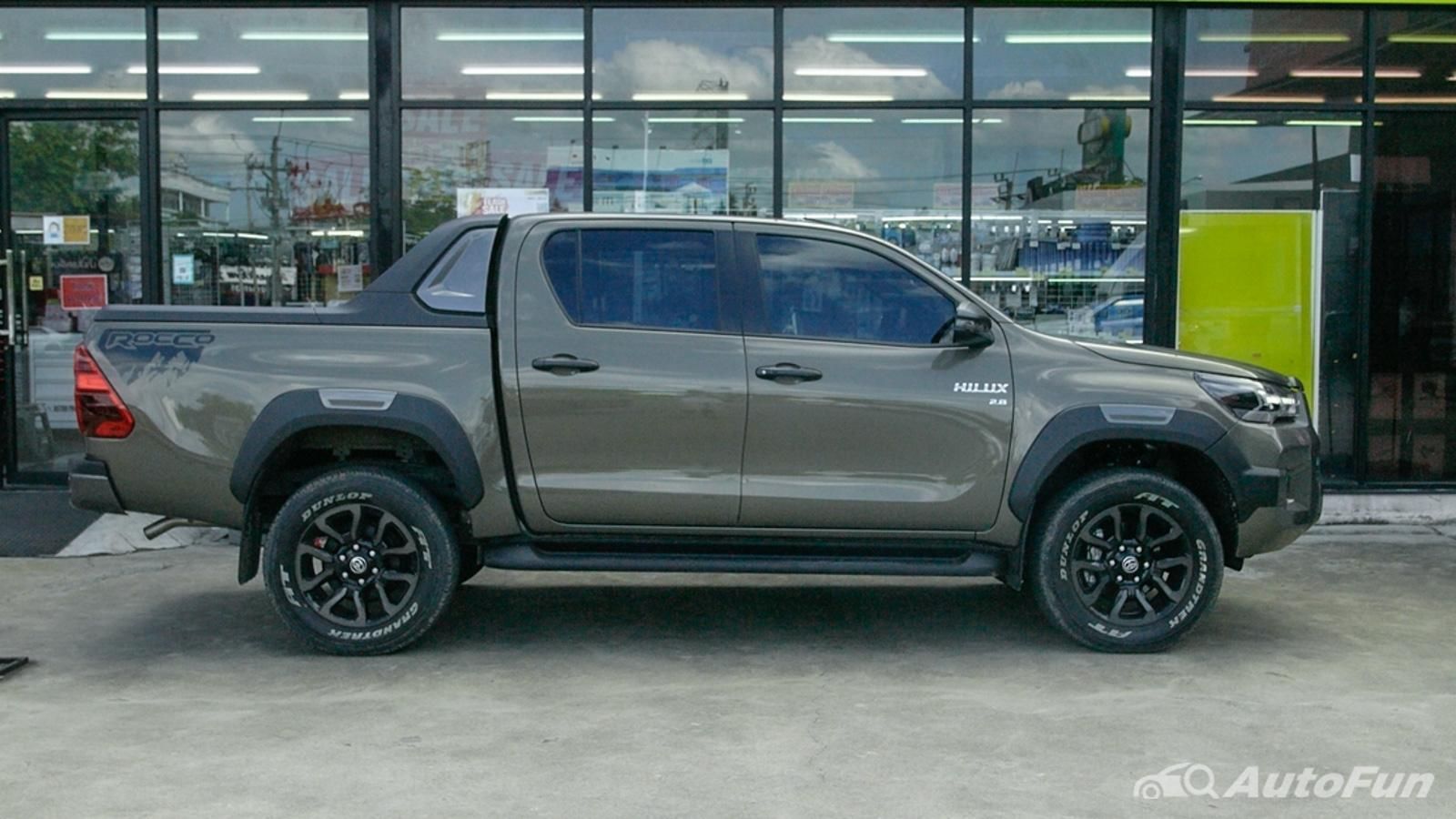 2020 Toyota Hilux Revo Double Cab 4x4 2.8 High AT ภายนอก 005