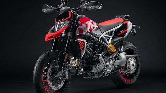 Ducati Hypermotard 950 RVE 2021 ภายนอก 006