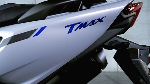 Yamaha TMAX 01