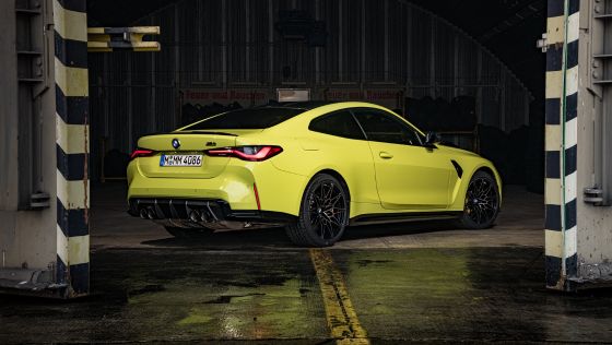 2021 BMW M4 Competition Coupe ภายนอก 005