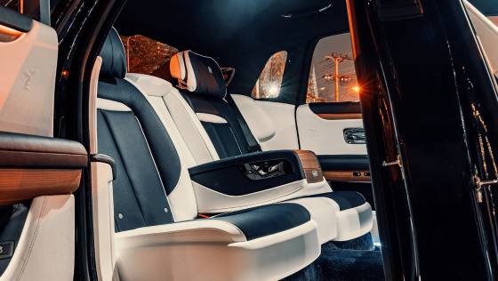 2021 Rolls Royce Ghost ภายใน 003