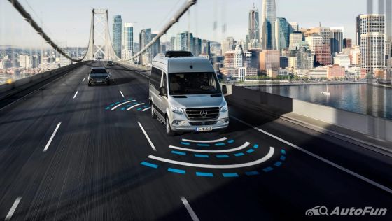 Mercedes-Benz Sprinter 419 Passenger Van Standard 2019 ภายนอก 001