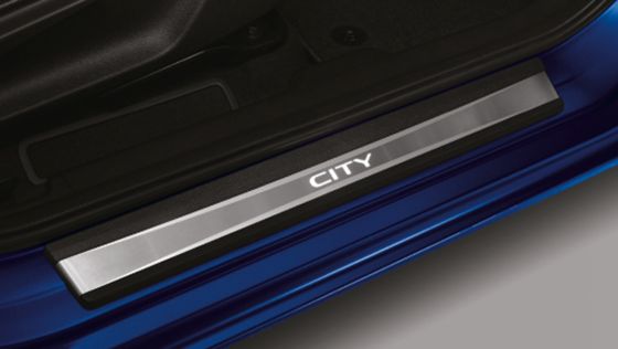 Honda City Hatchback 1.5 Turbo e:HEV RS 2023 ภายใน 009