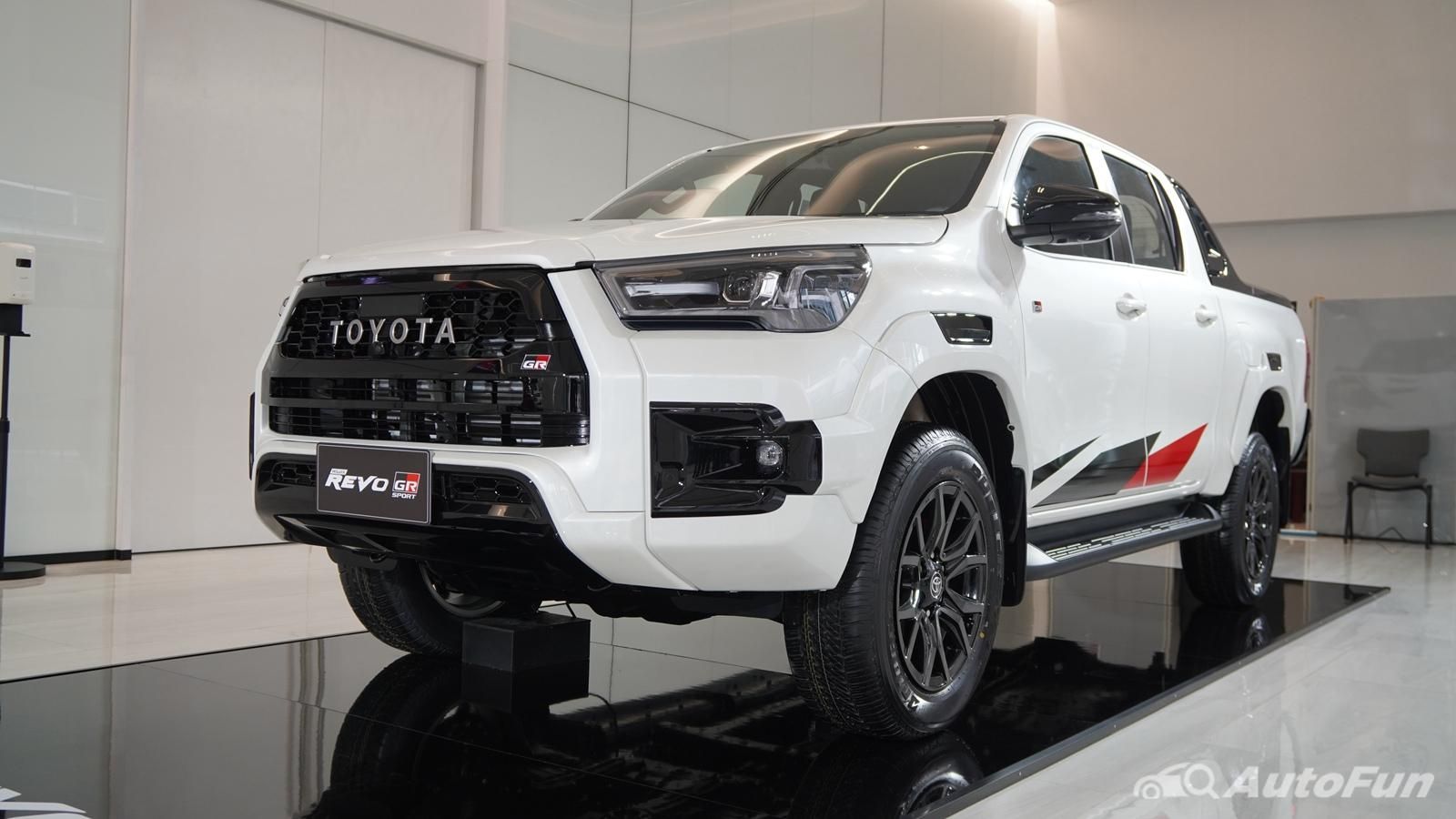2021 Toyota Hilux Revo Double Cab 4x4 2.8 GR Sport AT ภายนอก 003